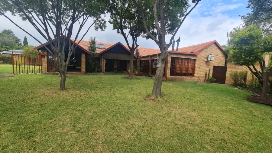 3 Bedroom Property for Sale in Suidheuwel Mpumalanga