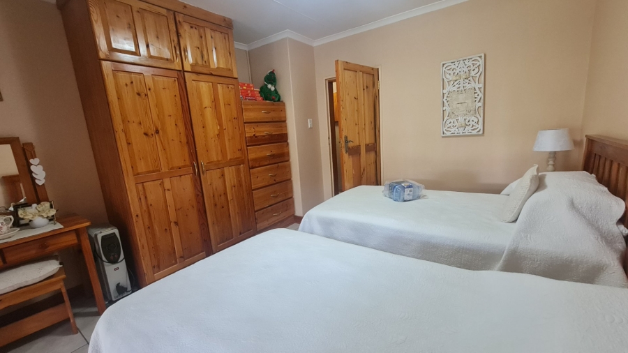 3 Bedroom Property for Sale in Suidheuwel Mpumalanga