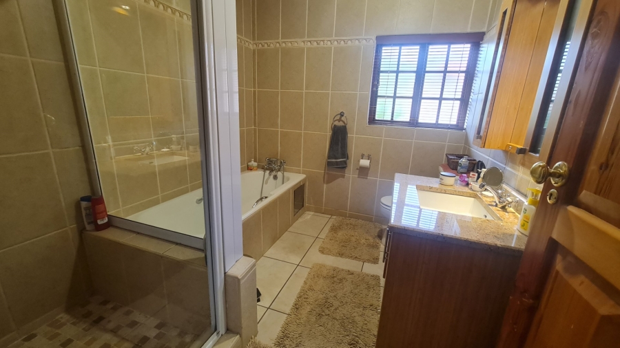 3 Bedroom Property for Sale in Suidheuwel Mpumalanga