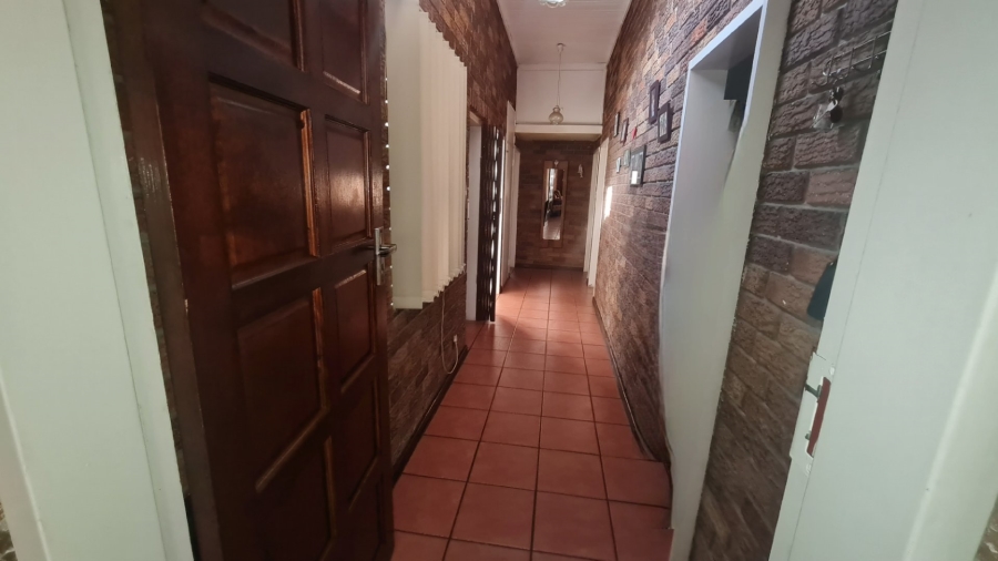 2 Bedroom Property for Sale in Secunda Mpumalanga