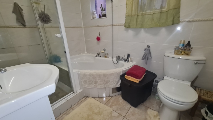 2 Bedroom Property for Sale in Secunda Mpumalanga