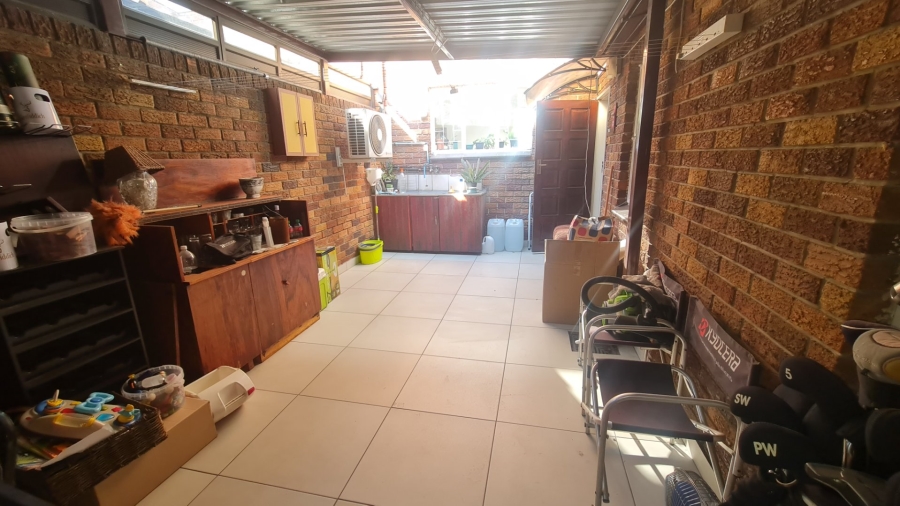 2 Bedroom Property for Sale in Secunda Mpumalanga