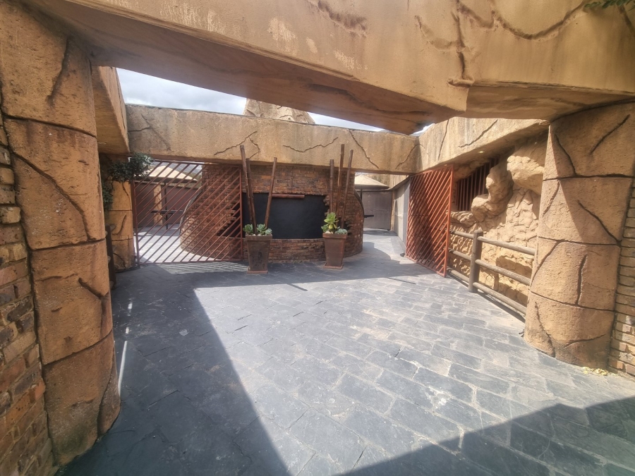  Bedroom Property for Sale in Golden Mile Mpumalanga