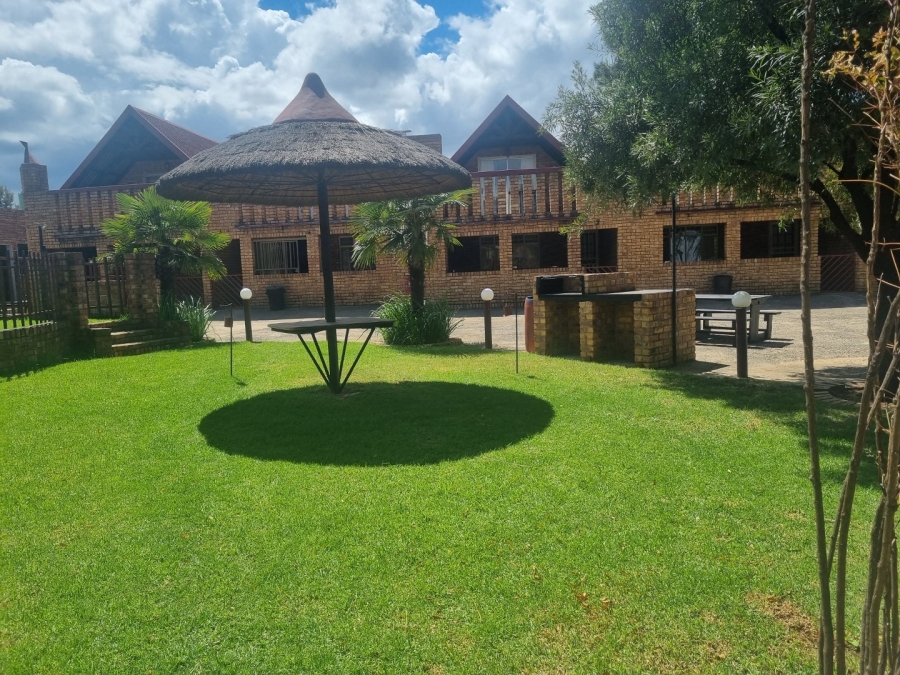  Bedroom Property for Sale in Golden Mile Mpumalanga