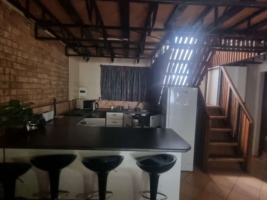  Bedroom Property for Sale in Golden Mile Mpumalanga