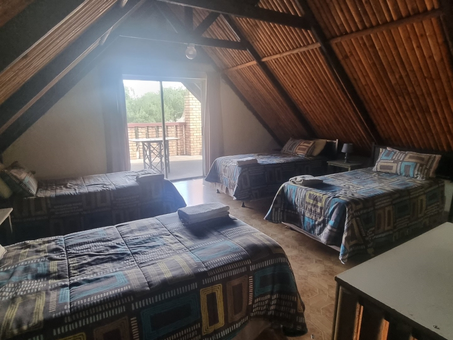  Bedroom Property for Sale in Golden Mile Mpumalanga