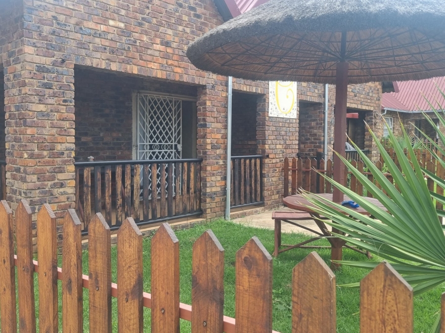  Bedroom Property for Sale in Golden Mile Mpumalanga