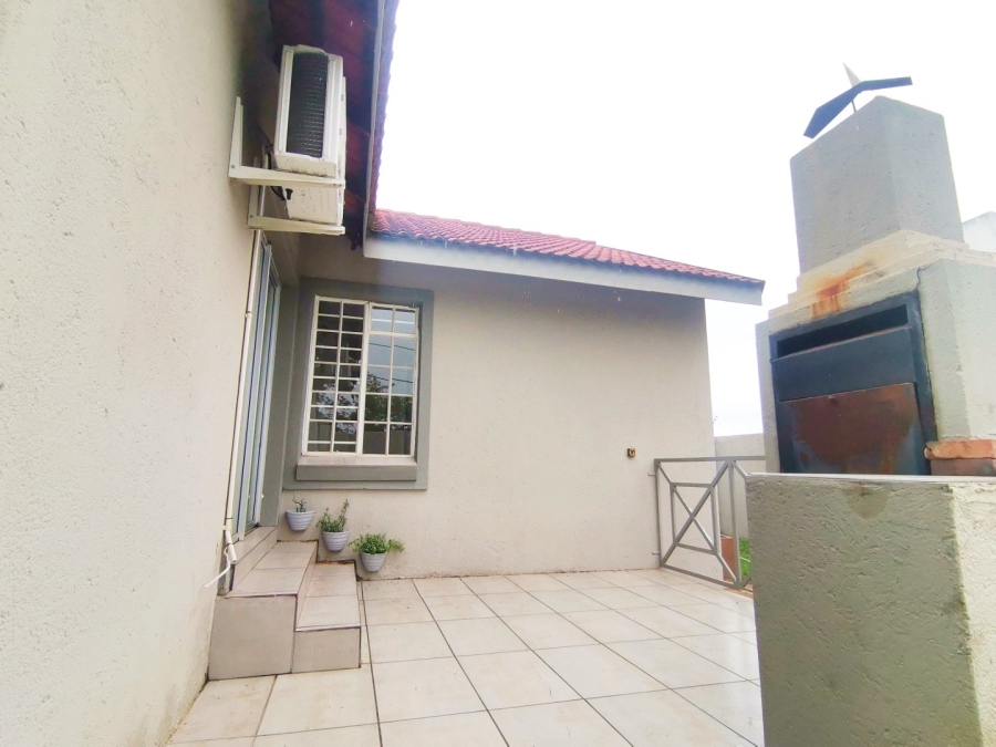 To Let 3 Bedroom Property for Rent in Sonheuwel Ext 1 Mpumalanga