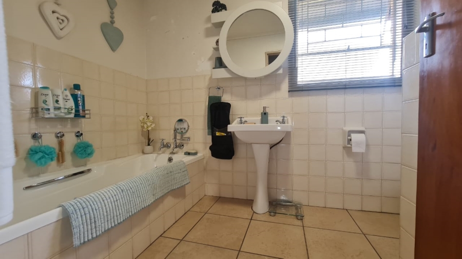 4 Bedroom Property for Sale in Noordrand Mpumalanga