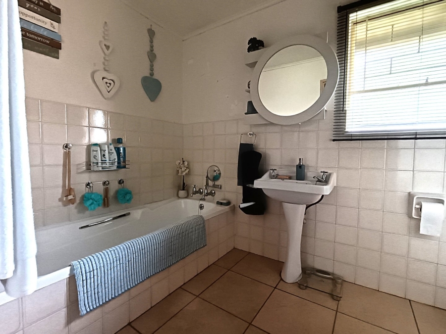 4 Bedroom Property for Sale in Noordrand Mpumalanga