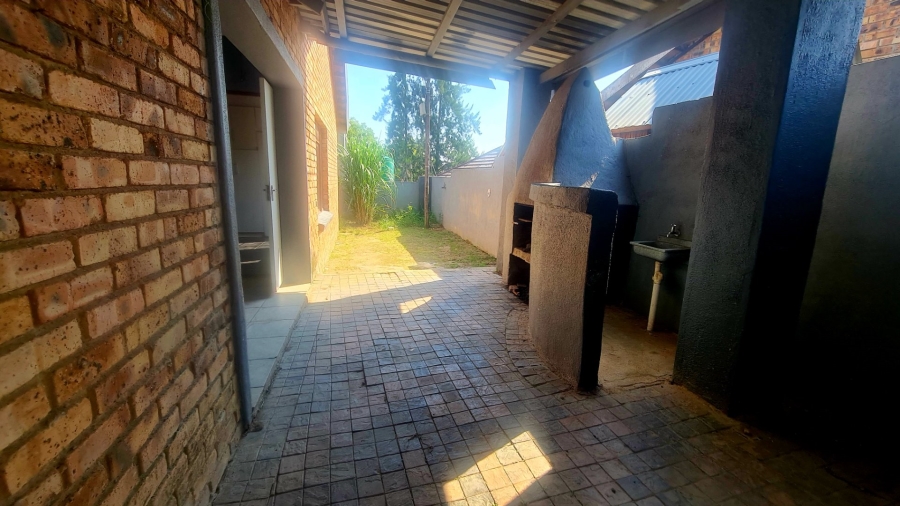 To Let  Bedroom Property for Rent in Kingsview Ext 3 Mpumalanga