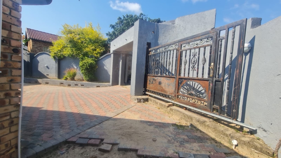 To Let  Bedroom Property for Rent in Kingsview Ext 3 Mpumalanga