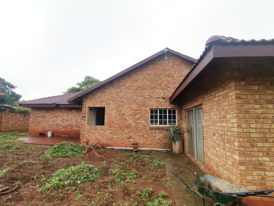 To Let 3 Bedroom Property for Rent in Barberton Mpumalanga