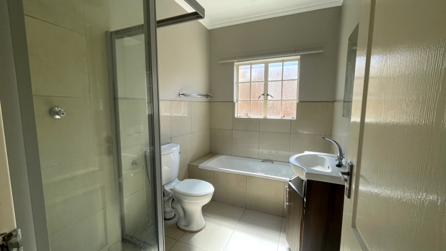 2 Bedroom Property for Sale in Witbank Ext 3 Mpumalanga