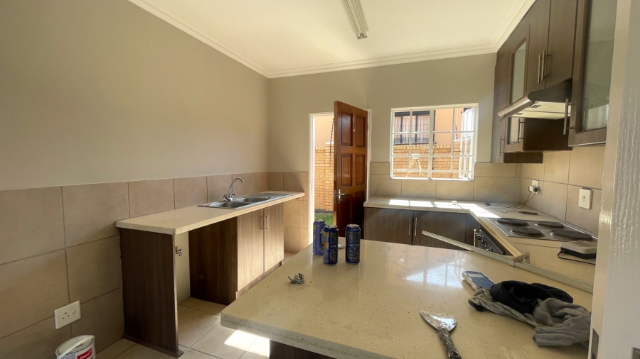 2 Bedroom Property for Sale in Witbank Mpumalanga