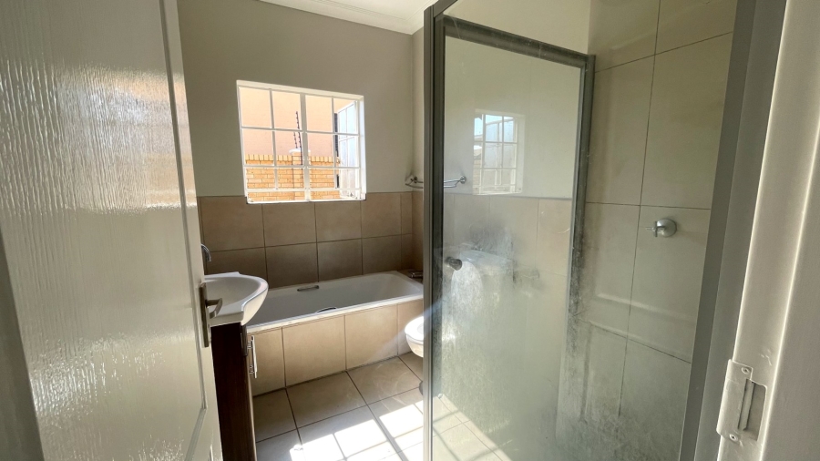 2 Bedroom Property for Sale in Witbank Mpumalanga