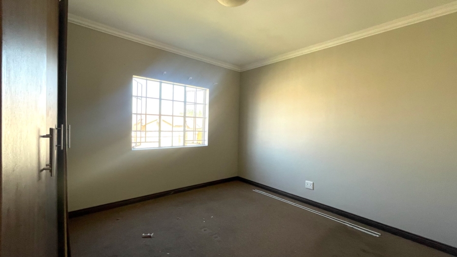 2 Bedroom Property for Sale in Witbank Mpumalanga