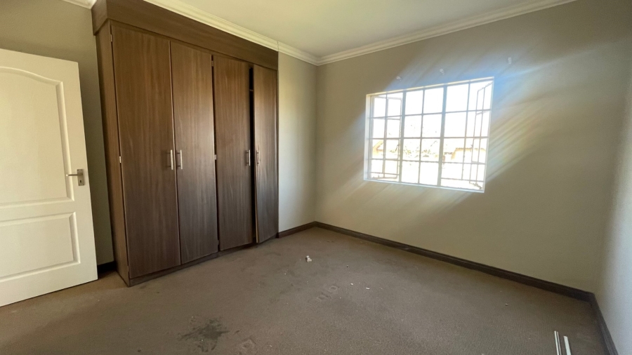 2 Bedroom Property for Sale in Witbank Mpumalanga