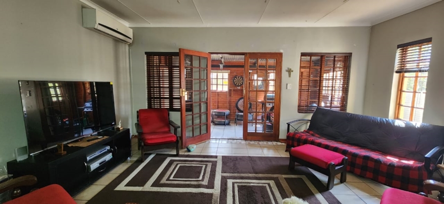 3 Bedroom Property for Sale in Standerton Mpumalanga