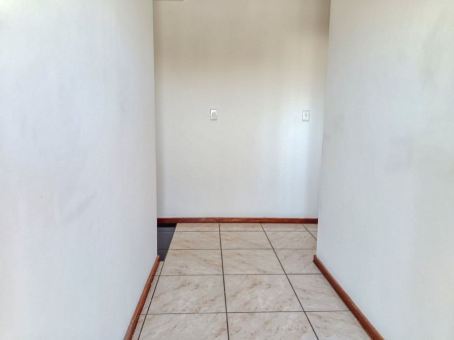 2 Bedroom Property for Sale in White River Mpumalanga