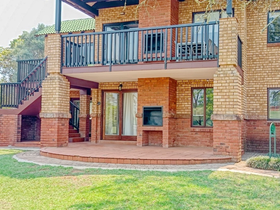 3 Bedroom Property for Sale in Greenway Woods Mpumalanga