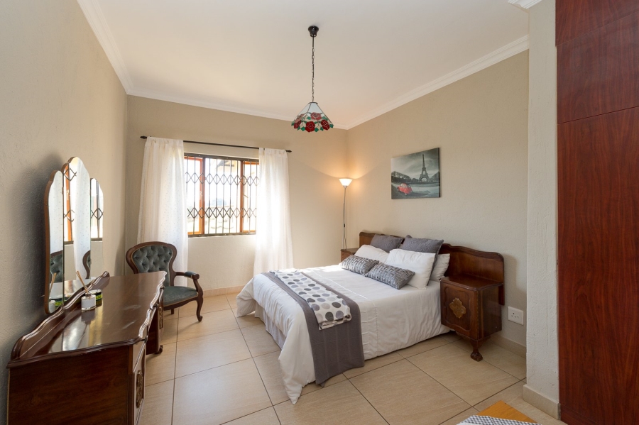 6 Bedroom Property for Sale in White River AH Mpumalanga