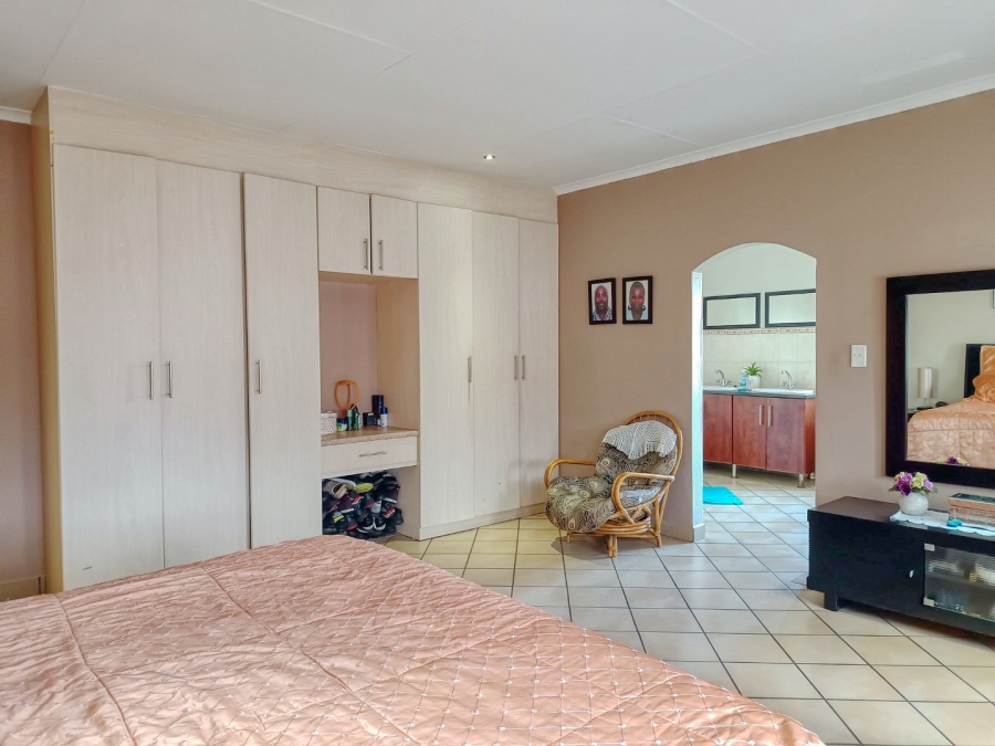 3 Bedroom Property for Sale in White River Ext 49 Mpumalanga