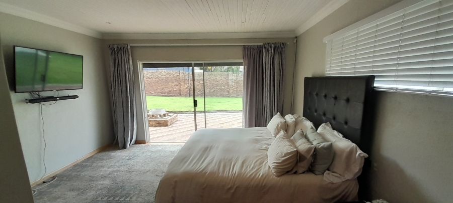 5 Bedroom Property for Sale in Trichardt Mpumalanga