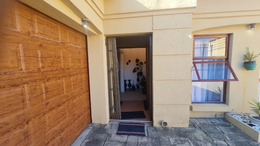 3 Bedroom Property for Sale in Secunda Mpumalanga