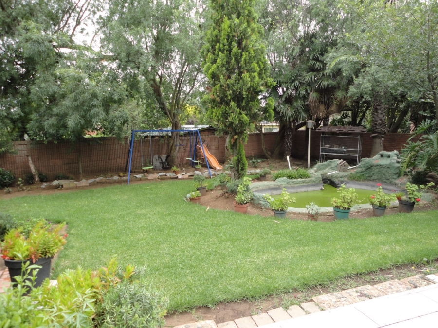 5 Bedroom Property for Sale in Trichardt Mpumalanga