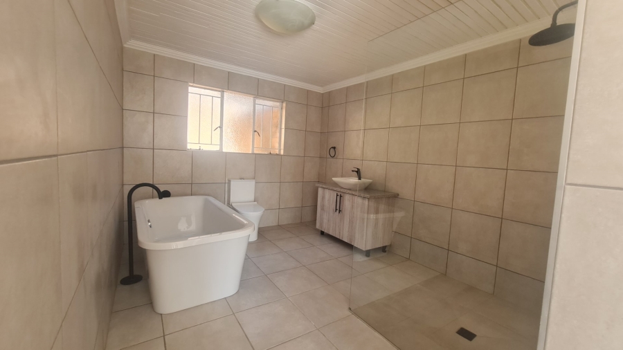 3 Bedroom Property for Sale in Sonheuwel Ext 1 Mpumalanga