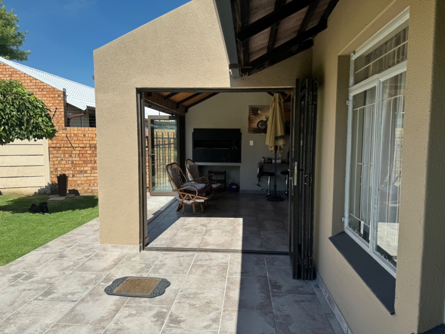 4 Bedroom Property for Sale in Noordrand Mpumalanga