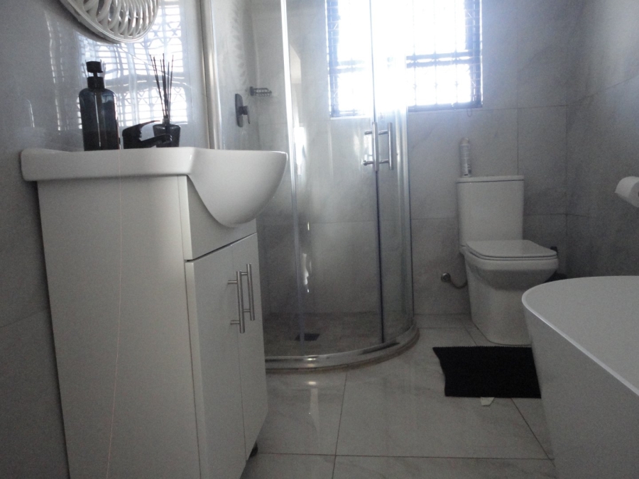 2 Bedroom Property for Sale in Terra Nova Mpumalanga