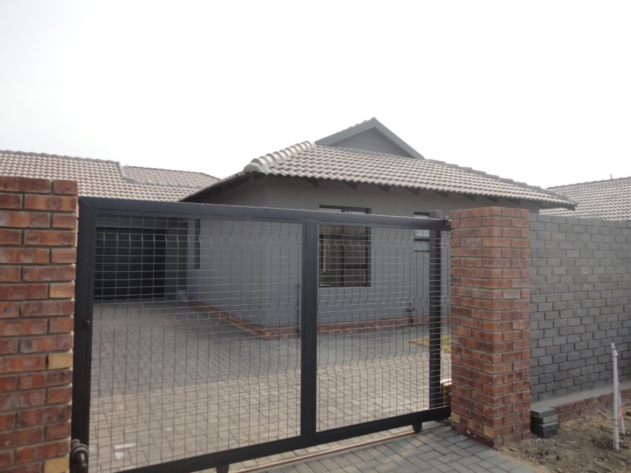 2 Bedroom Property for Sale in Suidheuwel Mpumalanga