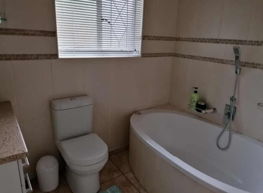 3 Bedroom Property for Sale in Middelburg Central Mpumalanga