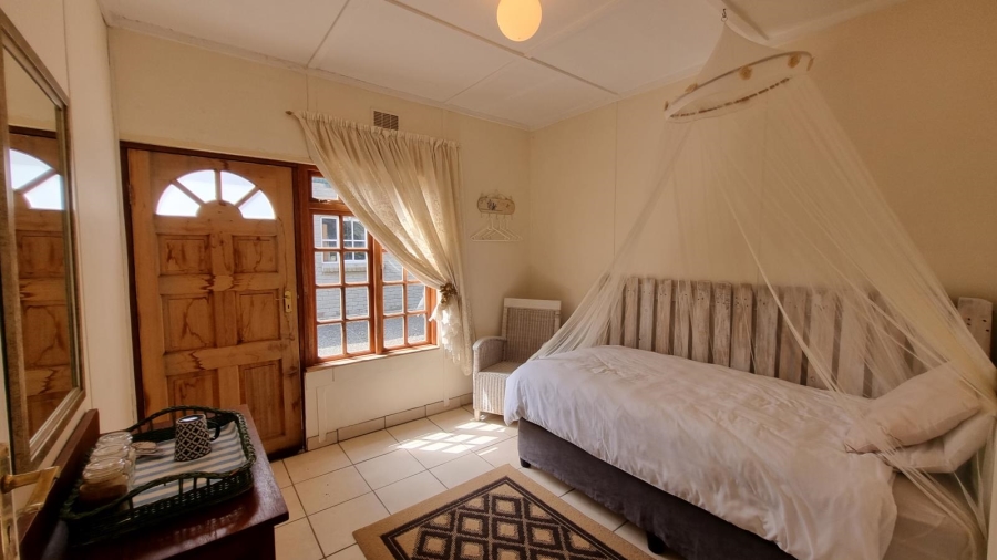6 Bedroom Property for Sale in Wakkerstroom Mpumalanga