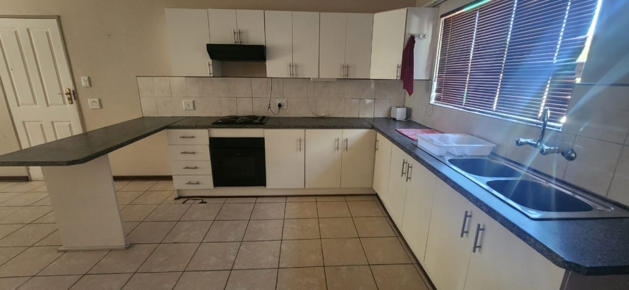 To Let 2 Bedroom Property for Rent in Meyerville Mpumalanga