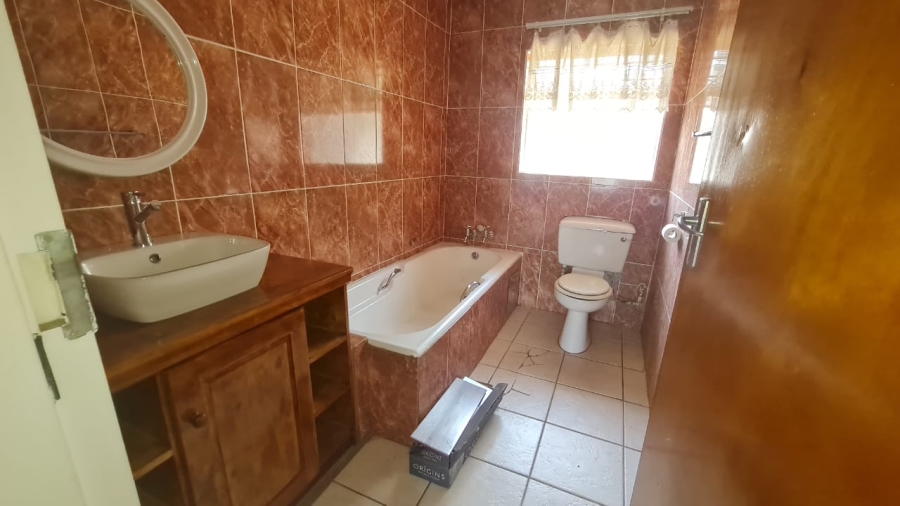 4 Bedroom Property for Sale in Kruinpark Mpumalanga