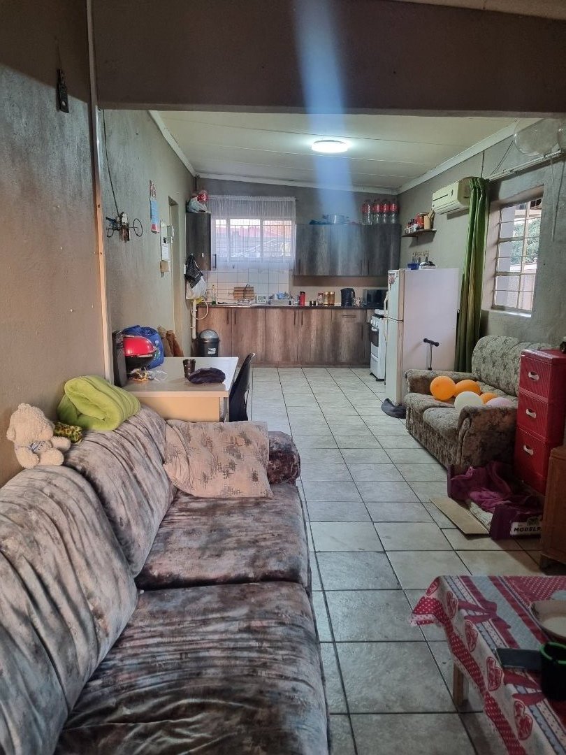 5 Bedroom Property for Sale in Witbank Ext 16 Mpumalanga