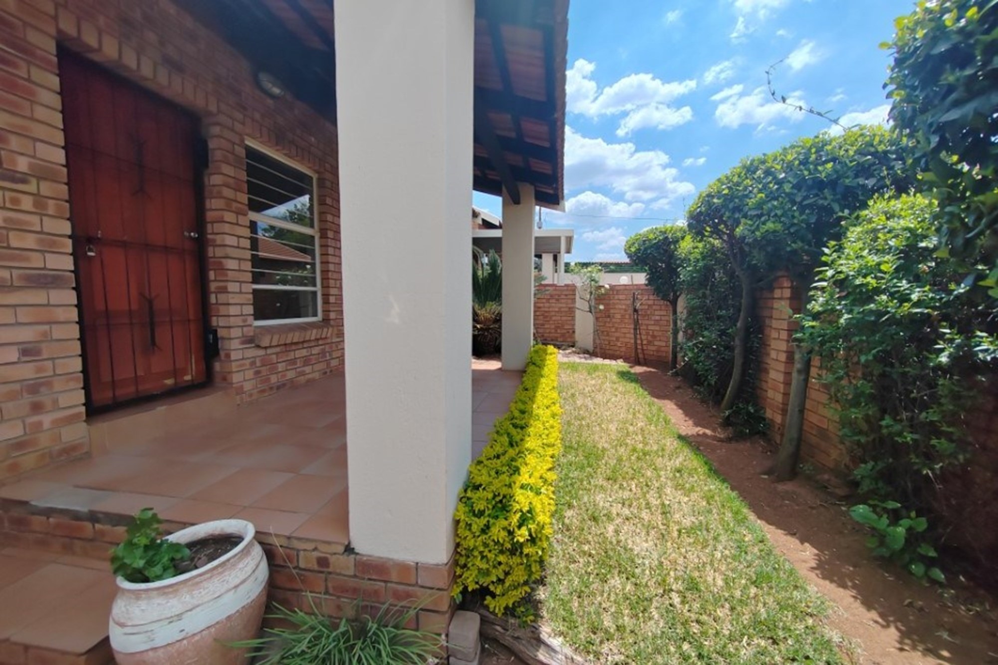 2 Bedroom Property for Sale in Middelburg Central Mpumalanga