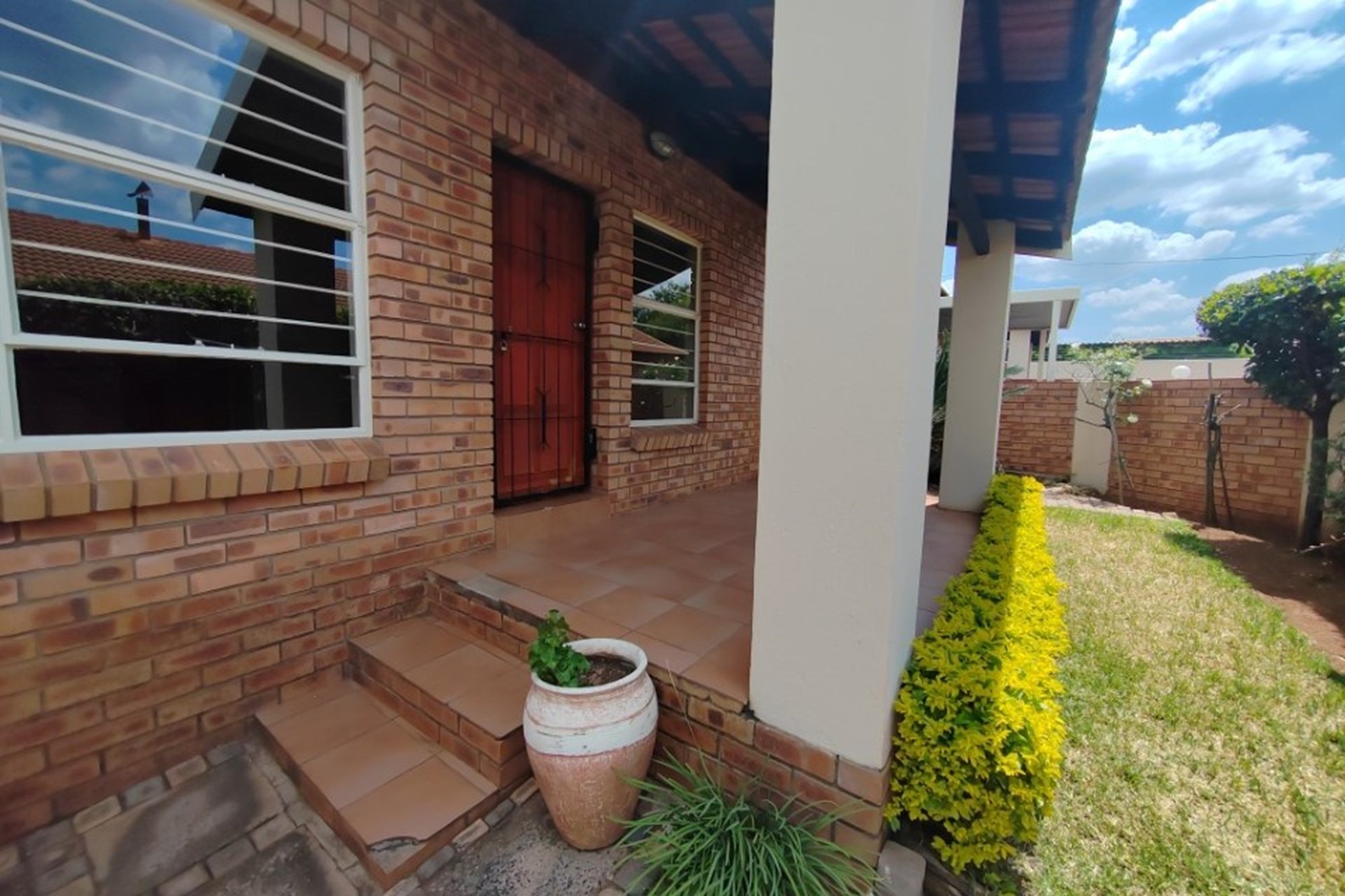 2 Bedroom Property for Sale in Middelburg Central Mpumalanga