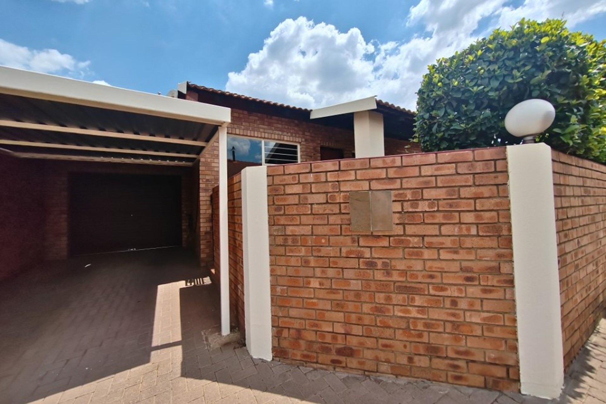 2 Bedroom Property for Sale in Middelburg Central Mpumalanga