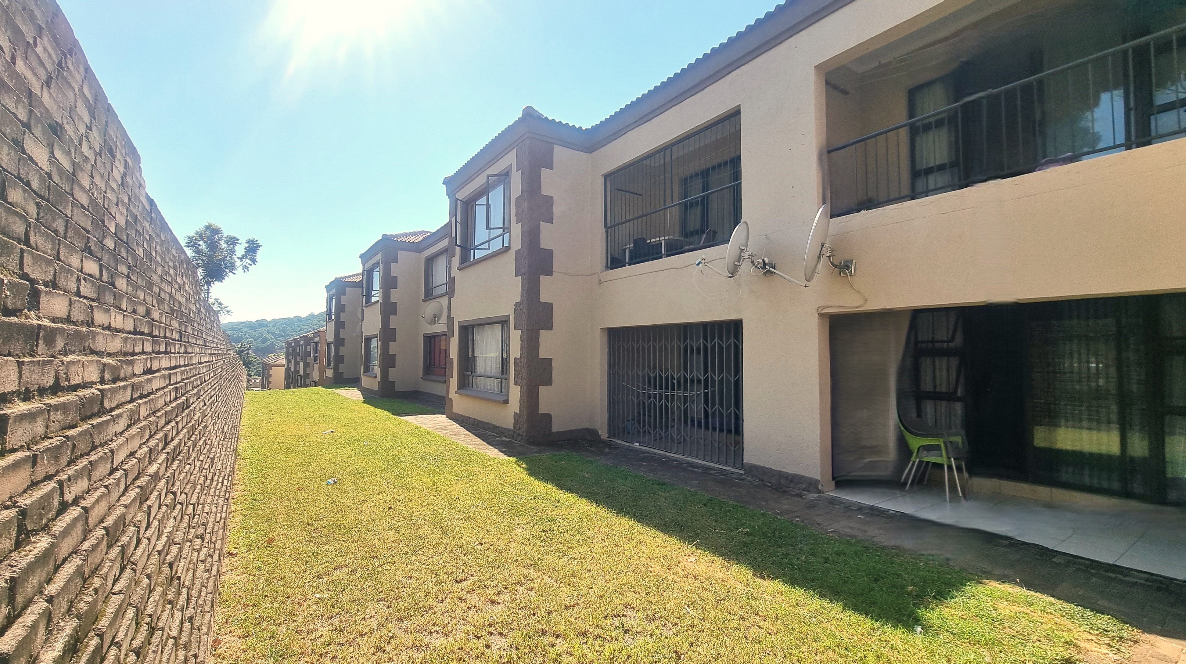 2 Bedroom Property for Sale in Stonehenge Mpumalanga