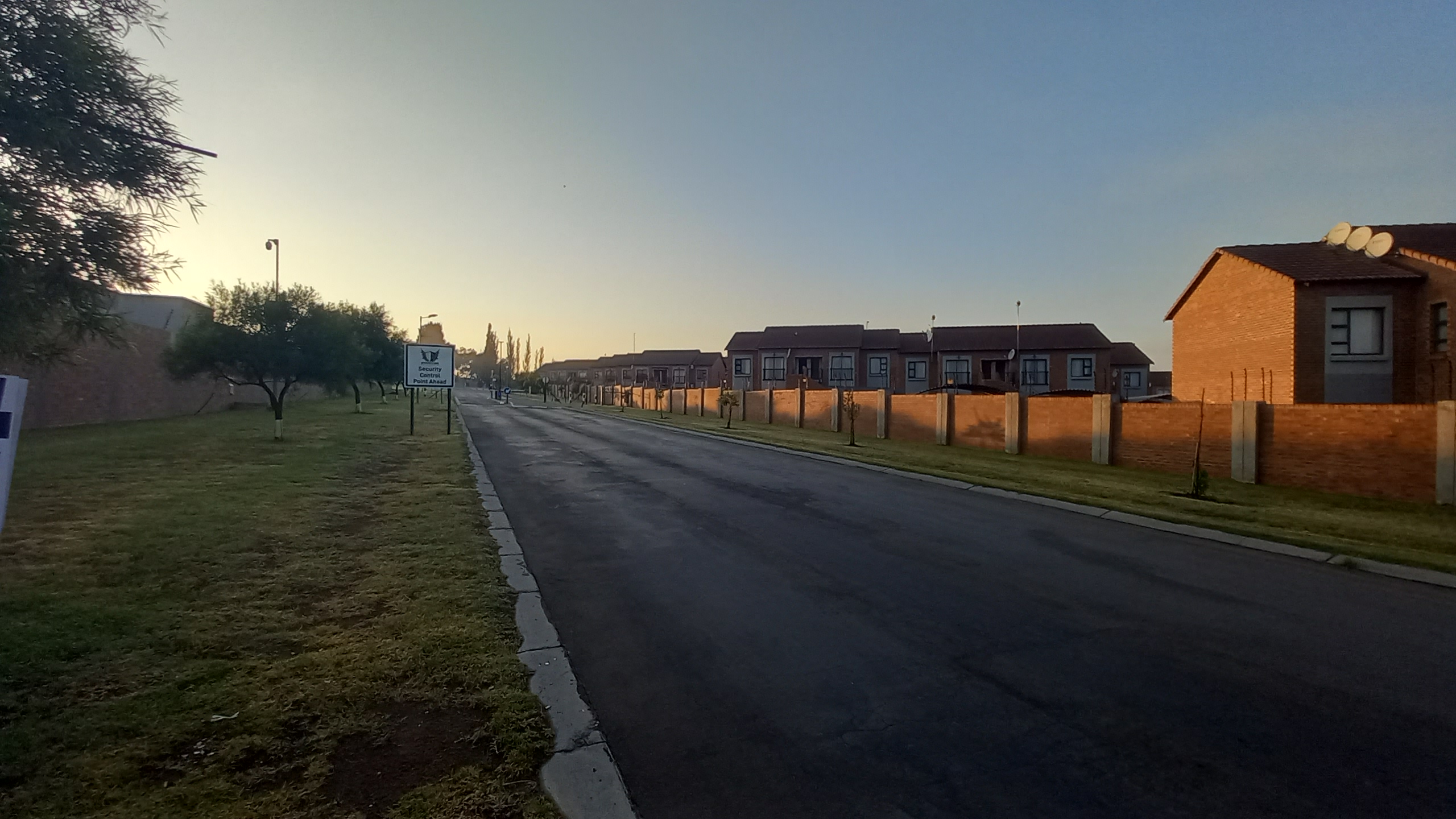 To Let 2 Bedroom Property for Rent in Terra Nova Mpumalanga