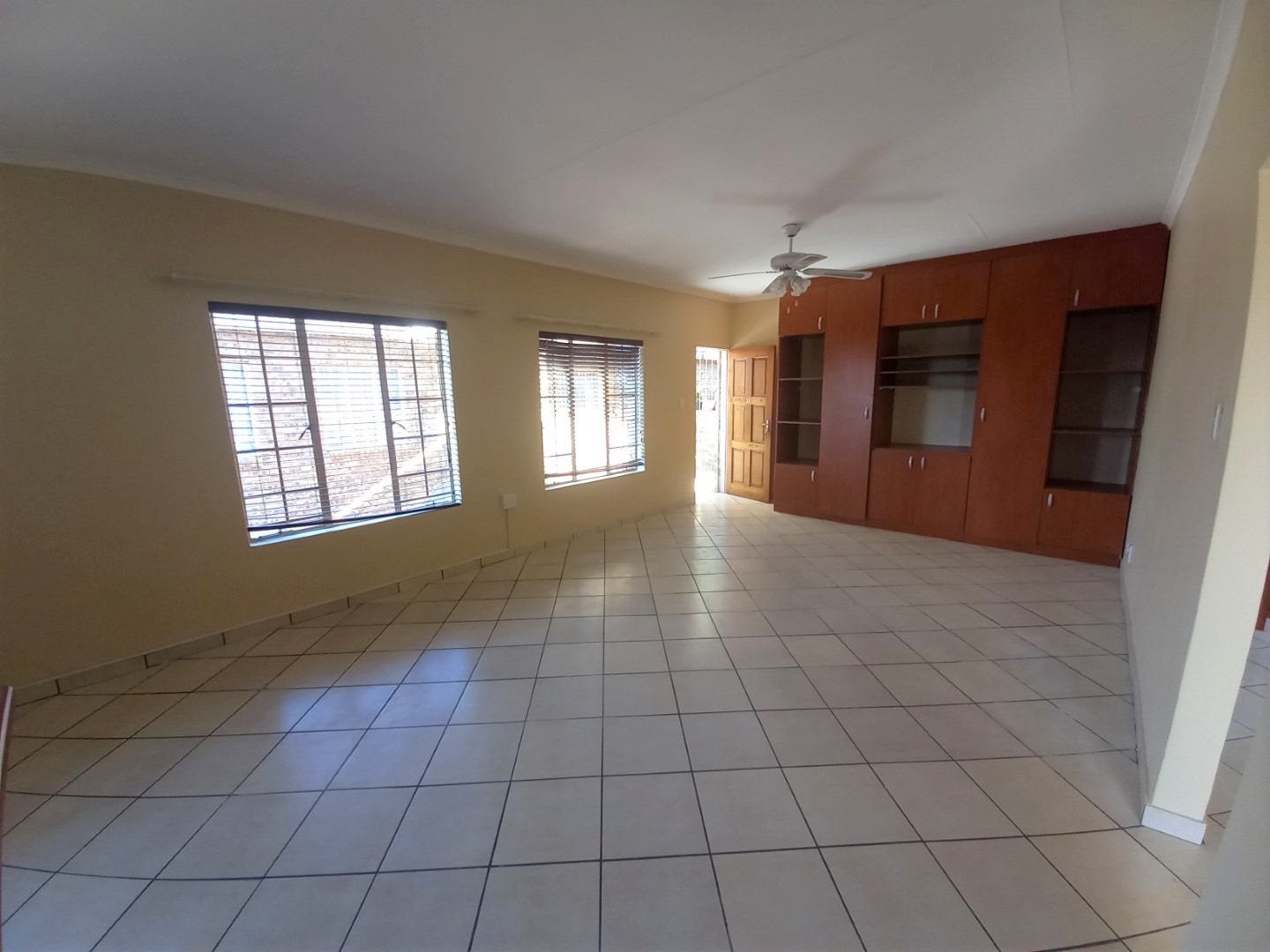 To Let 2 Bedroom Property for Rent in West Acres Mpumalanga