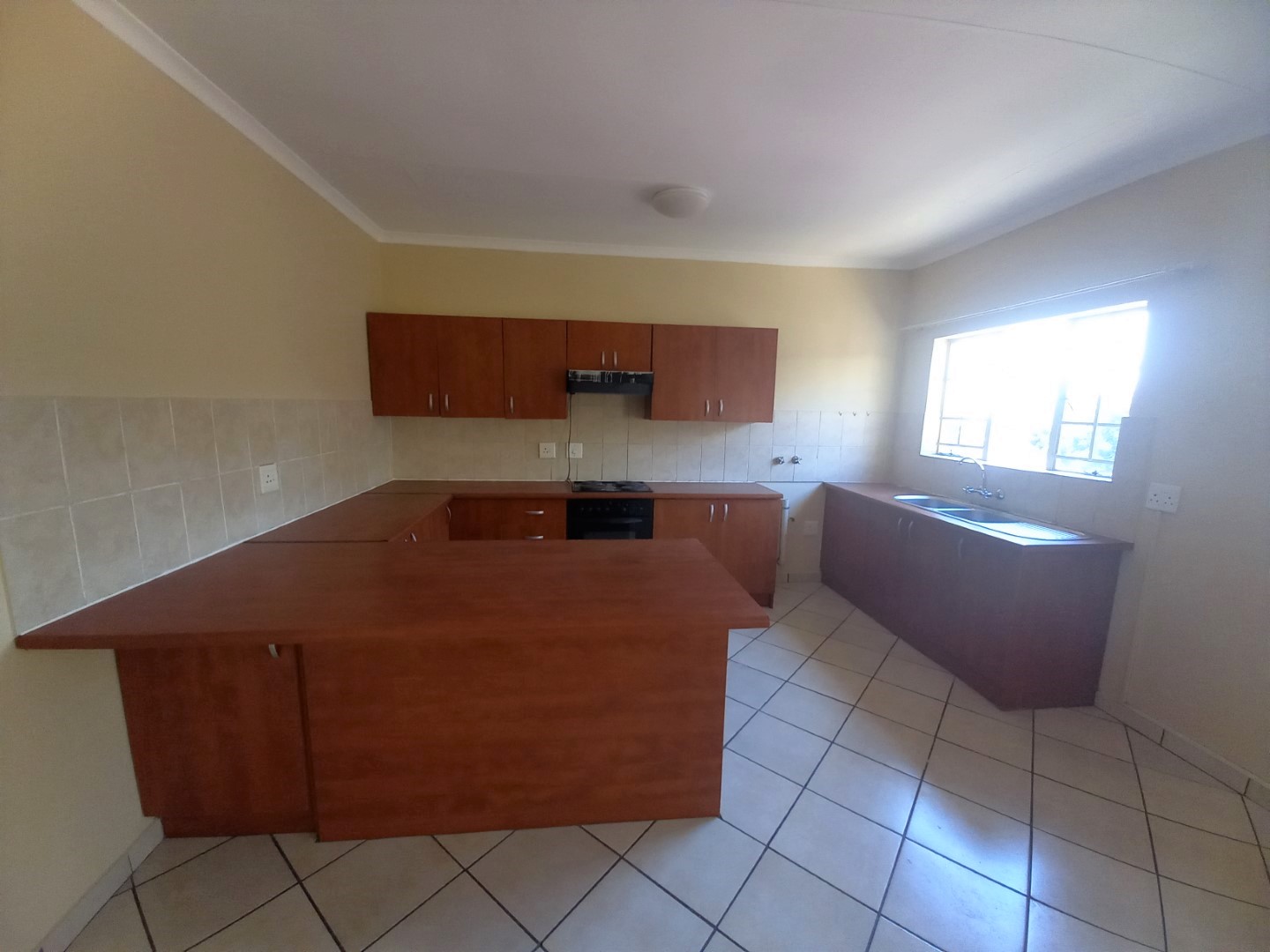 To Let 2 Bedroom Property for Rent in West Acres Mpumalanga