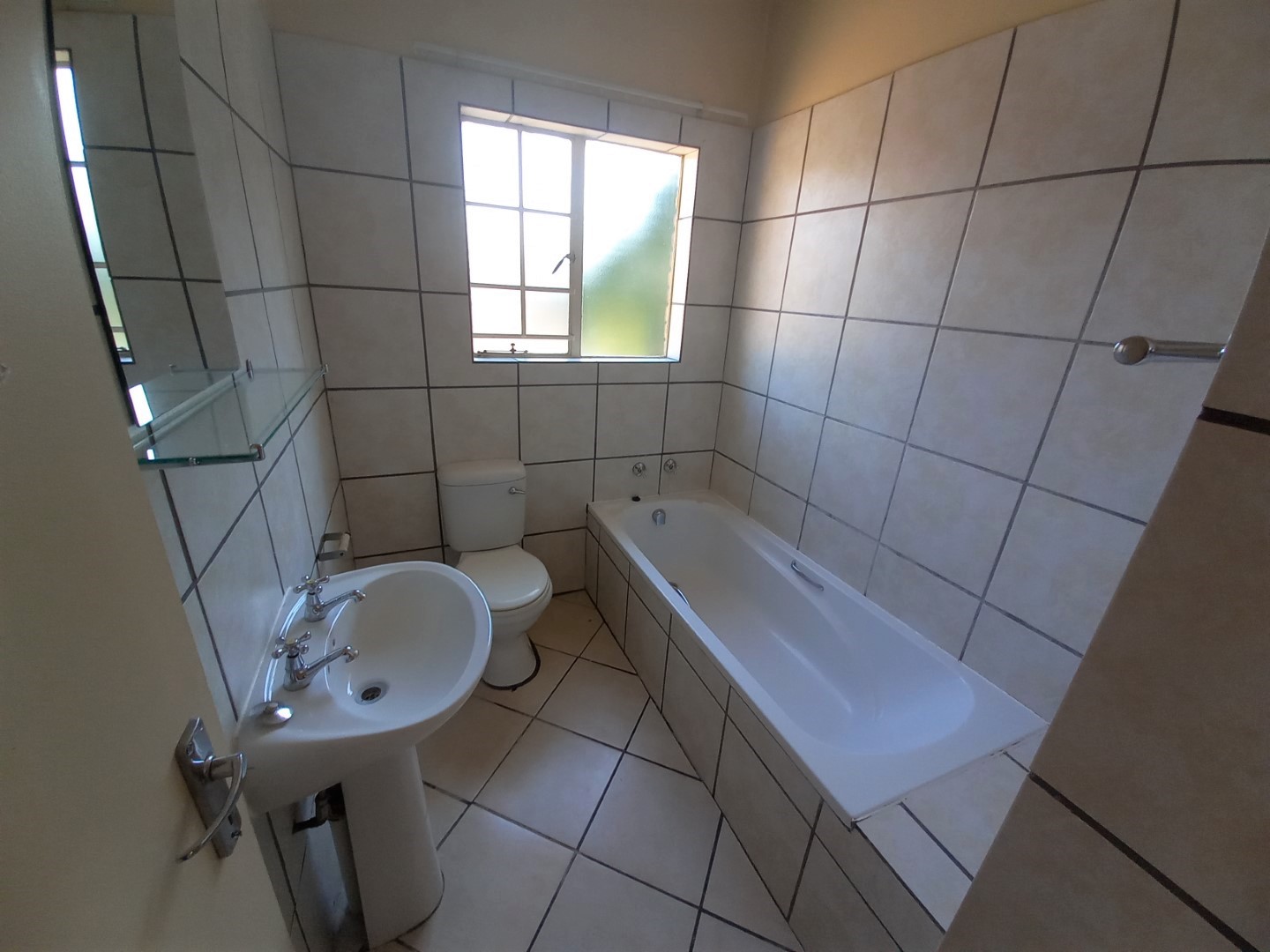 To Let 2 Bedroom Property for Rent in West Acres Mpumalanga