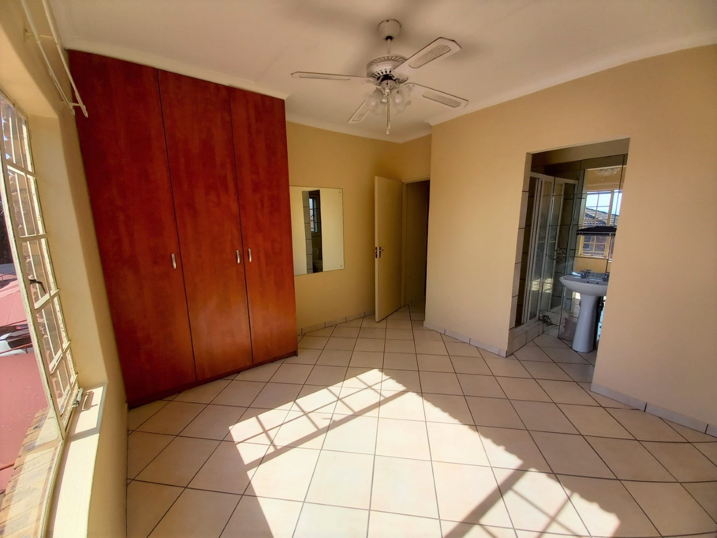 To Let 2 Bedroom Property for Rent in West Acres Mpumalanga