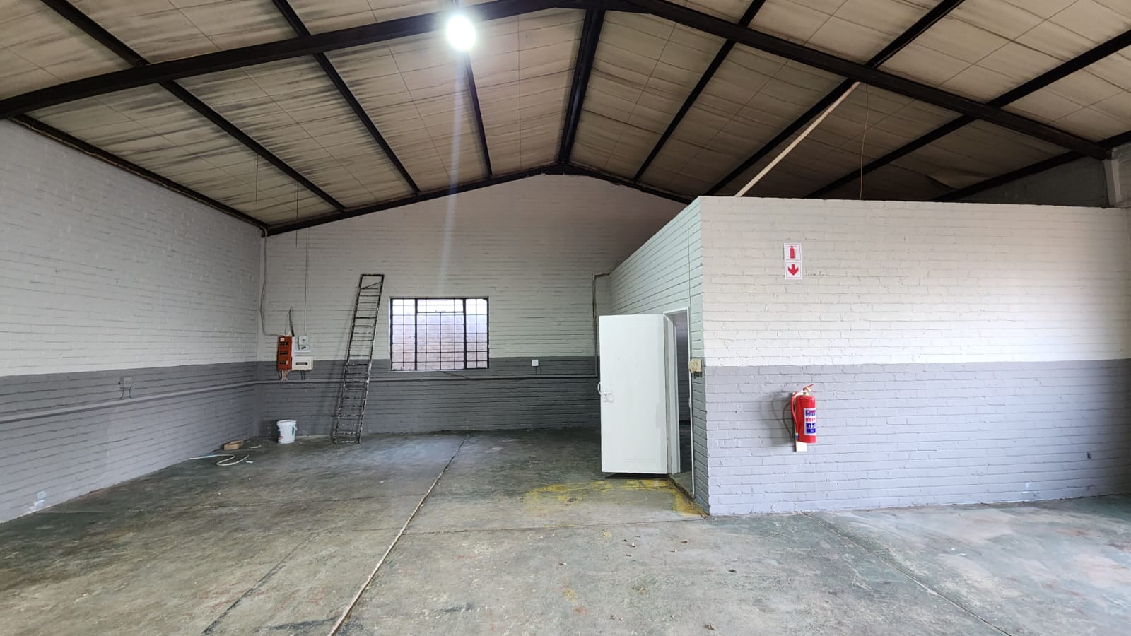 To Let commercial Property for Rent in White River Mpumalanga