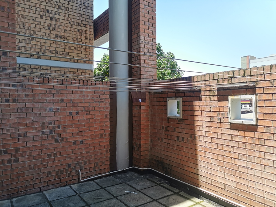 1 Bedroom Property for Sale in Nelspruit Ext 2 Mpumalanga